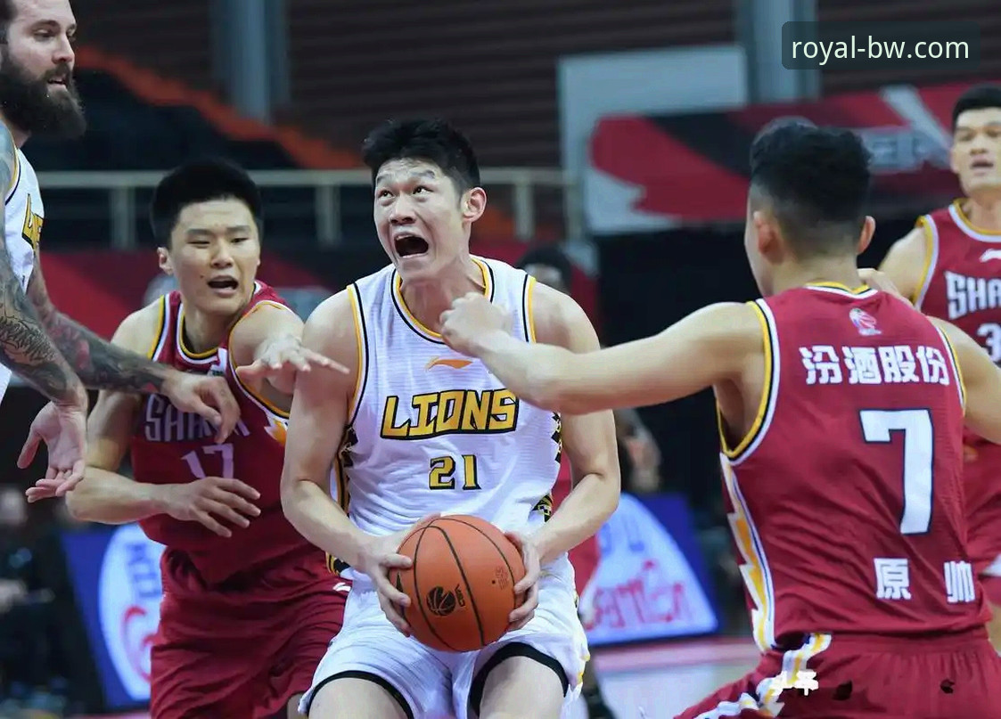 如何从一场CBA爆冷战中洞察体育娱乐平台的未来趋势？